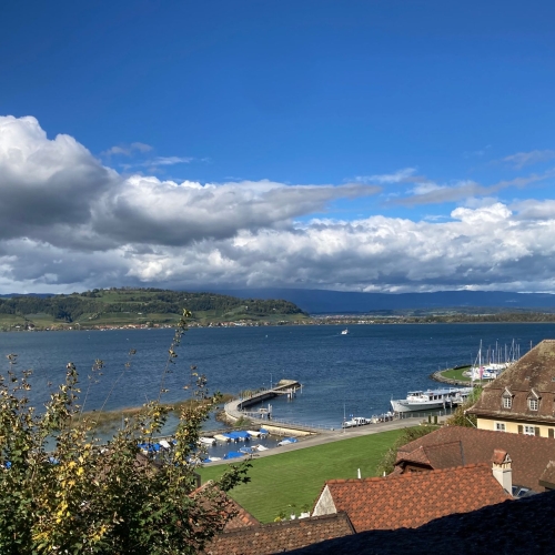 48_13_Blick von Murten zum Murtensee und Mont Vully